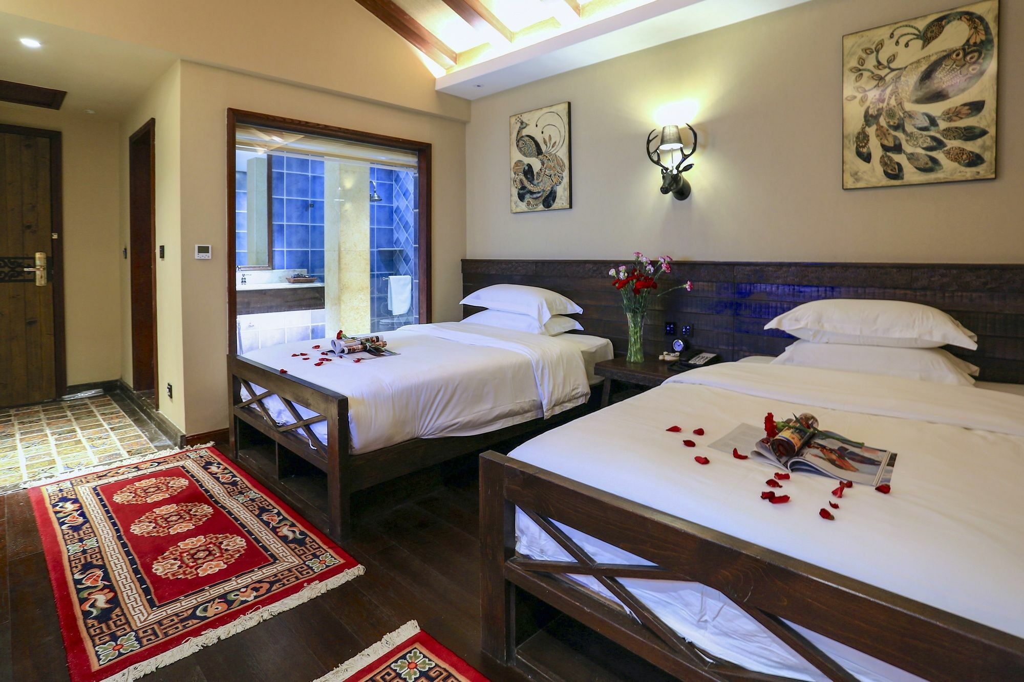 Shangri-La Royal Boutique Inn Kültér fotó